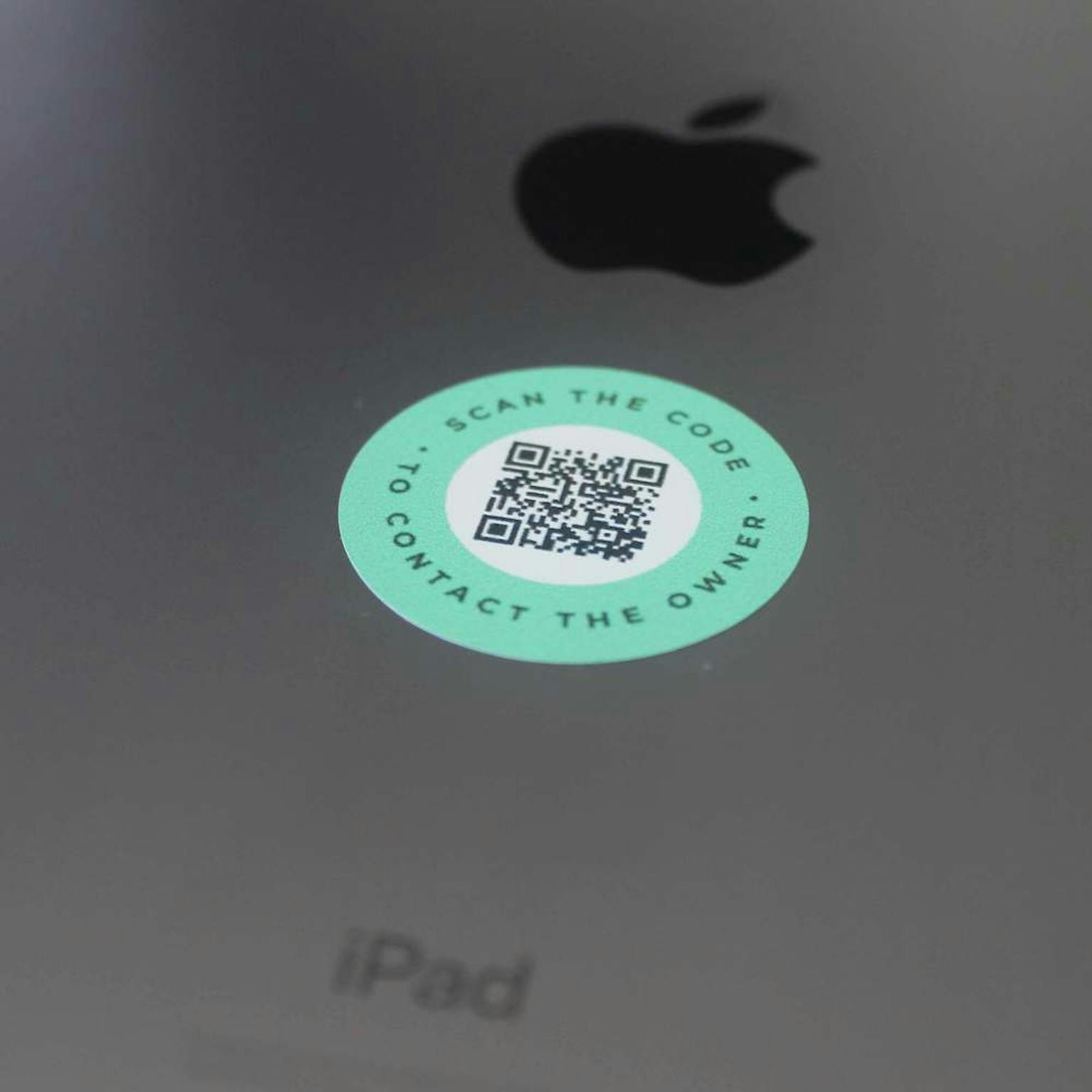 WashU student creates QR code stickers to help find lost items