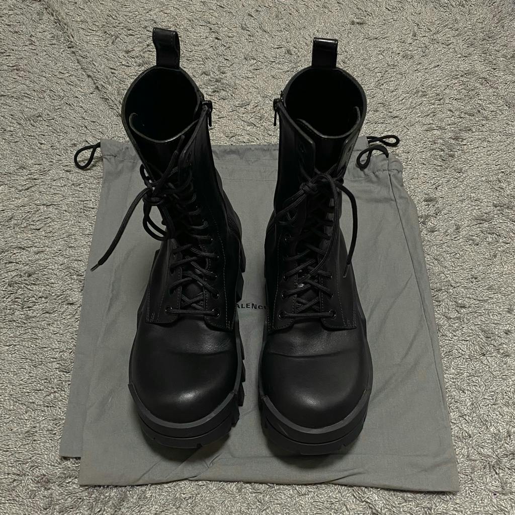Balenciaga Bulldozer Boots 39 - ARCHIVESTOCK