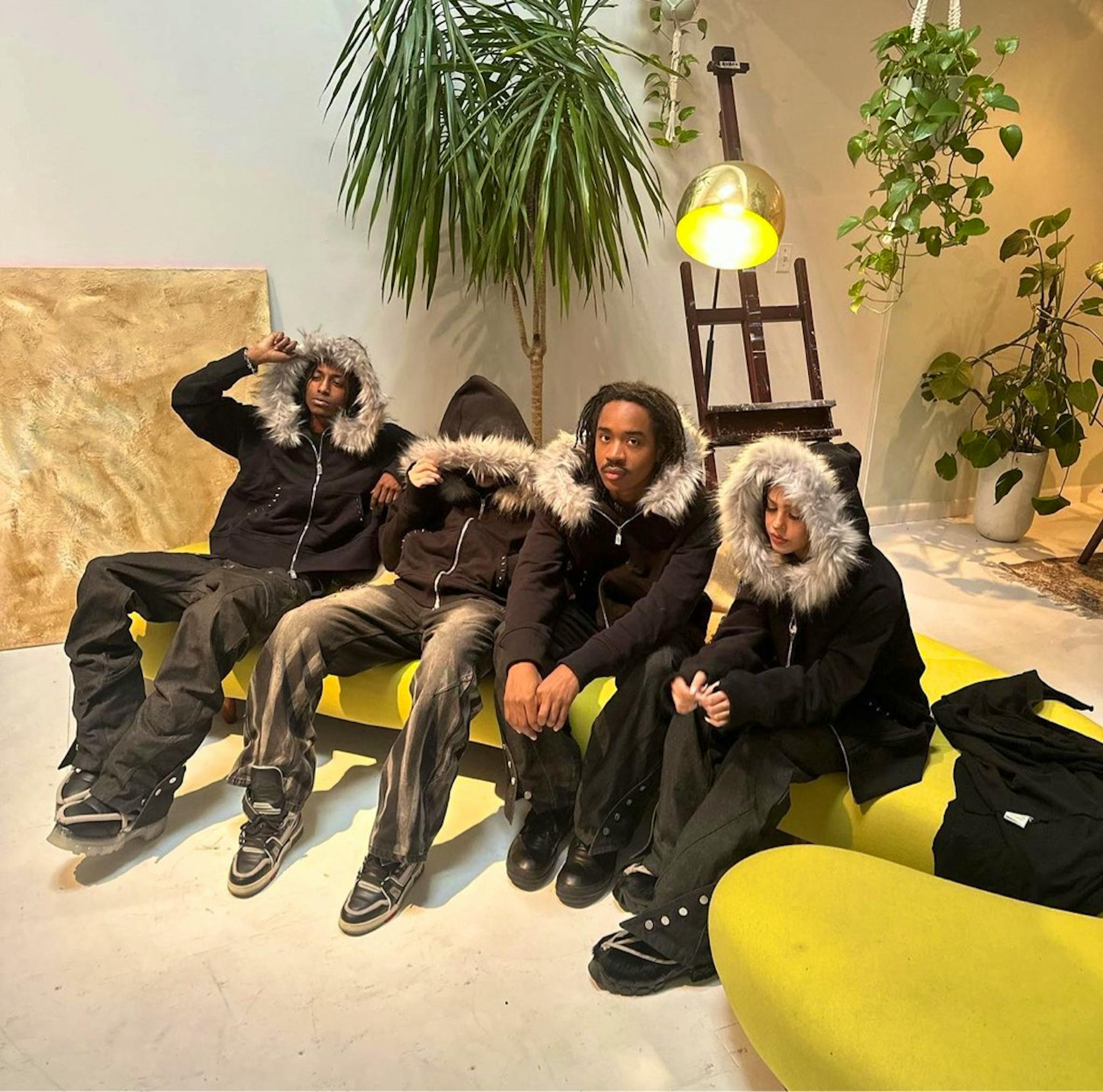 完売】Corrupt kid fur zip hoodie XS ファー フーディー opium y2k 