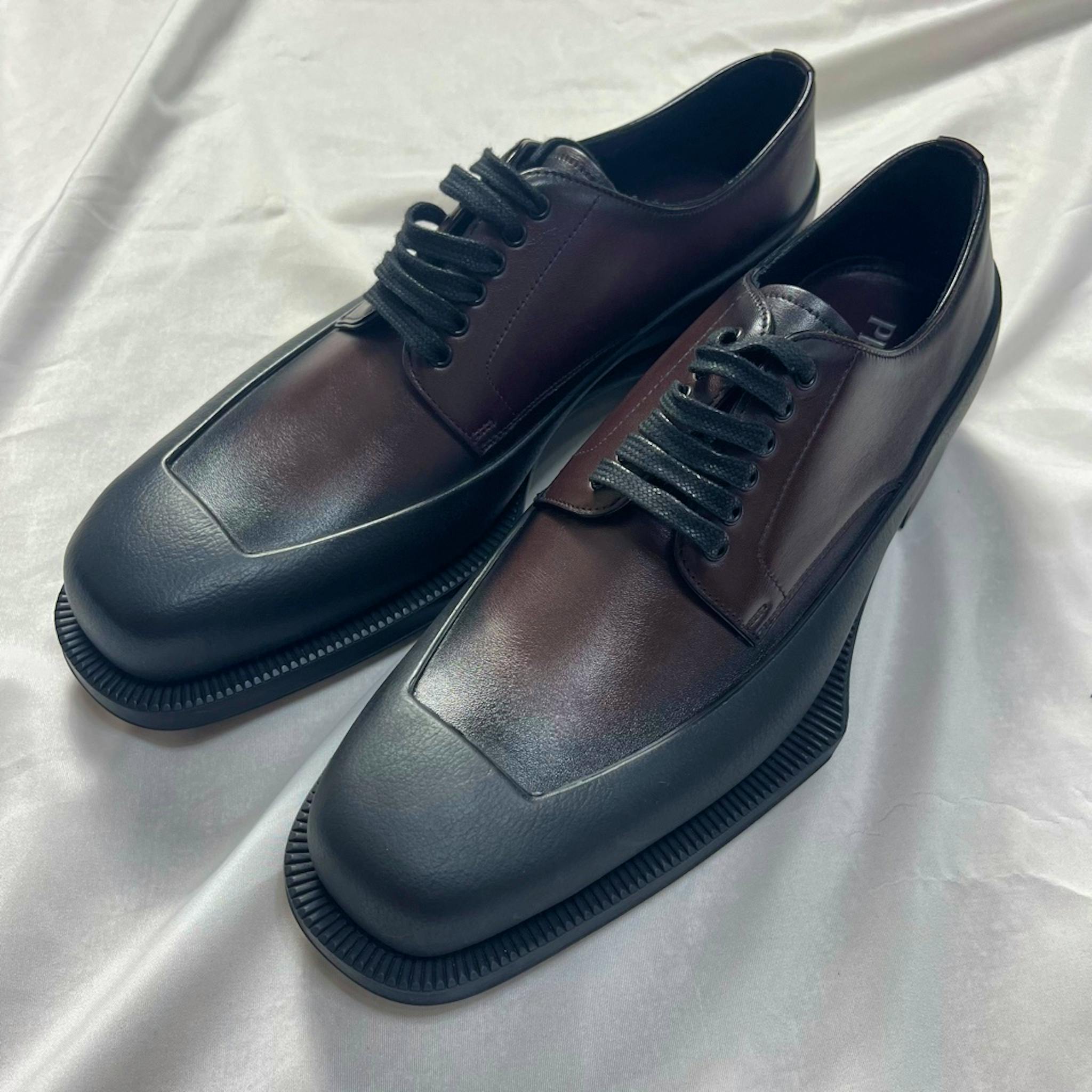 prada 22AWラバーソール ブラッシュドレザー ダービーシューズ 