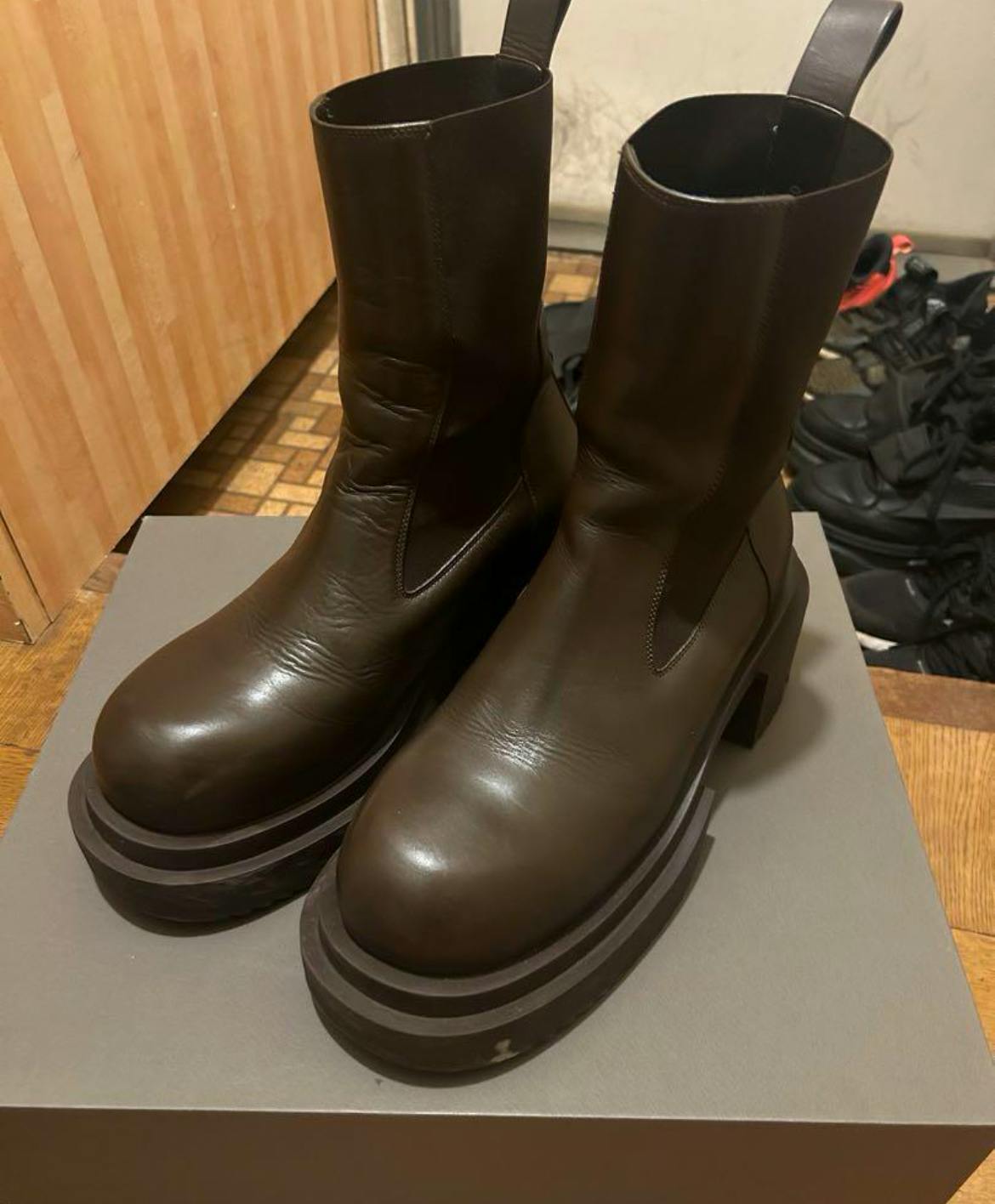 【激レアマーク】フンメル人形#143ブーツボーイ※クラウンu0026フルビーマーク付 激レアフンメル人形#143ブーツボーイ\u203bクラウンu0026フルビーマーク付