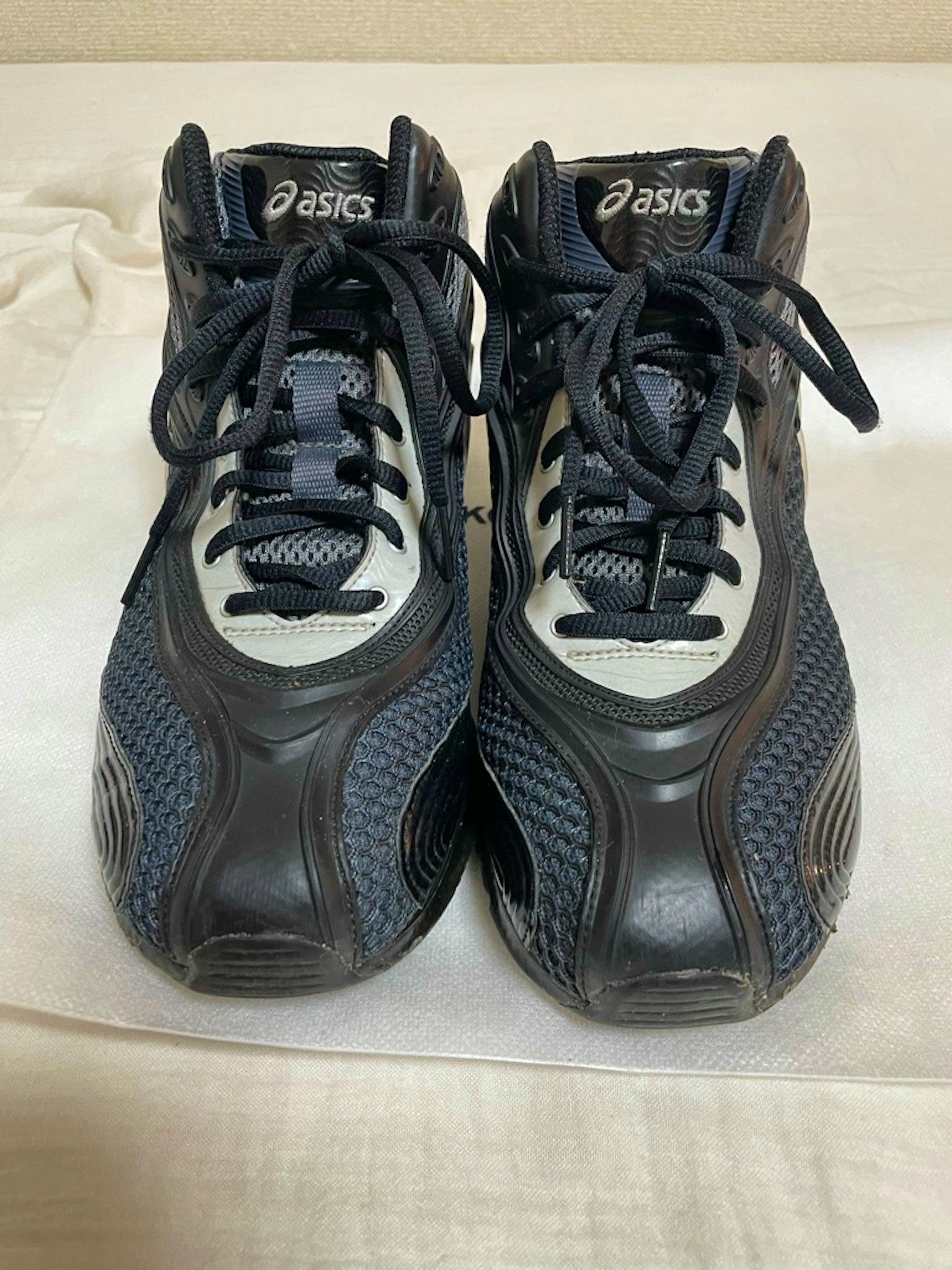 Kiko Kostadinov asics gel sokat ヘリン着用 - ARCHIVESTOCK