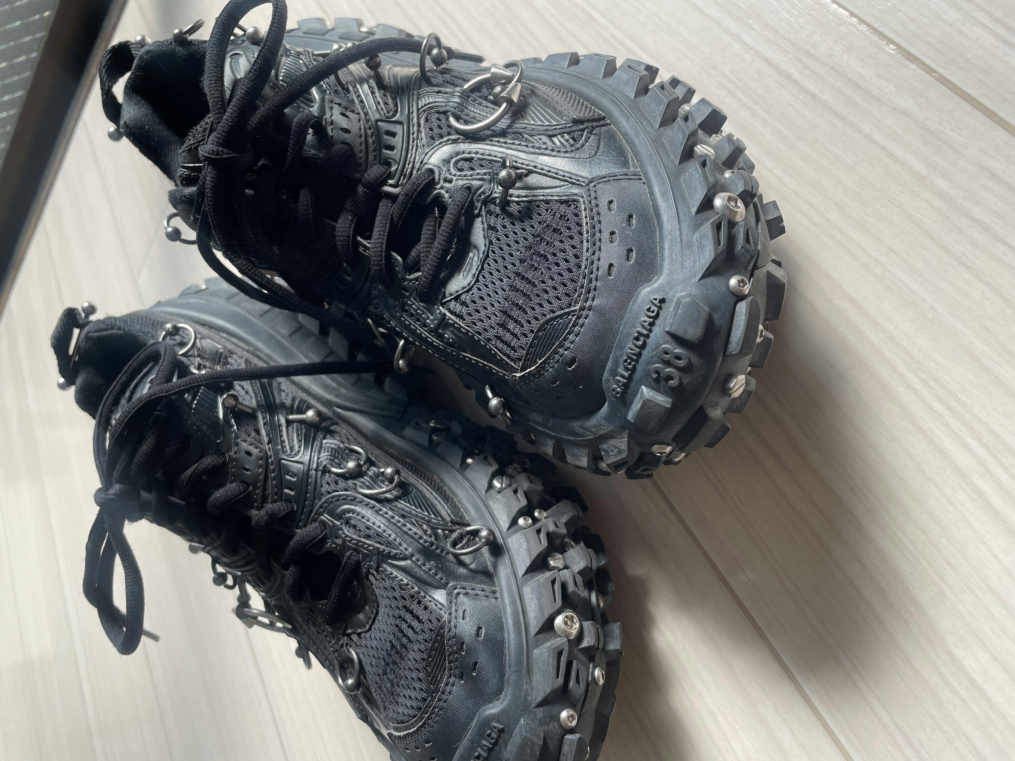 Balenciaga バウンサー ディフェンダー スタッズ | FORMATION-PSY 