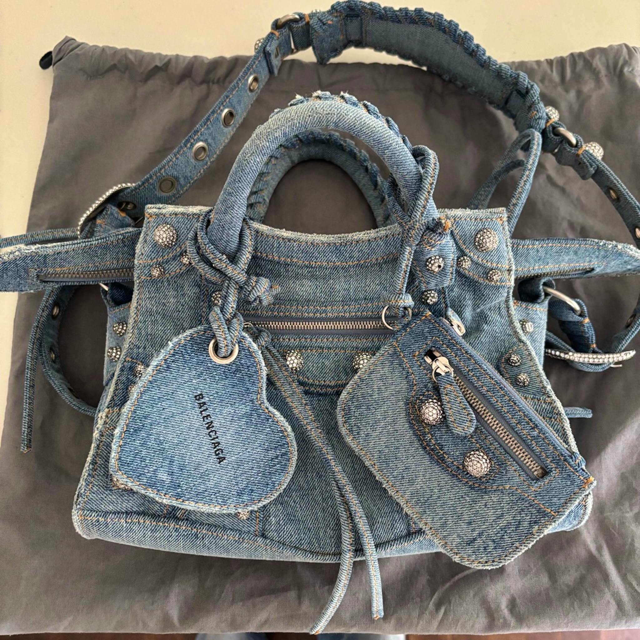 バレンシアガ ネオカゴール シティ デニムバッグ ラインストーン  