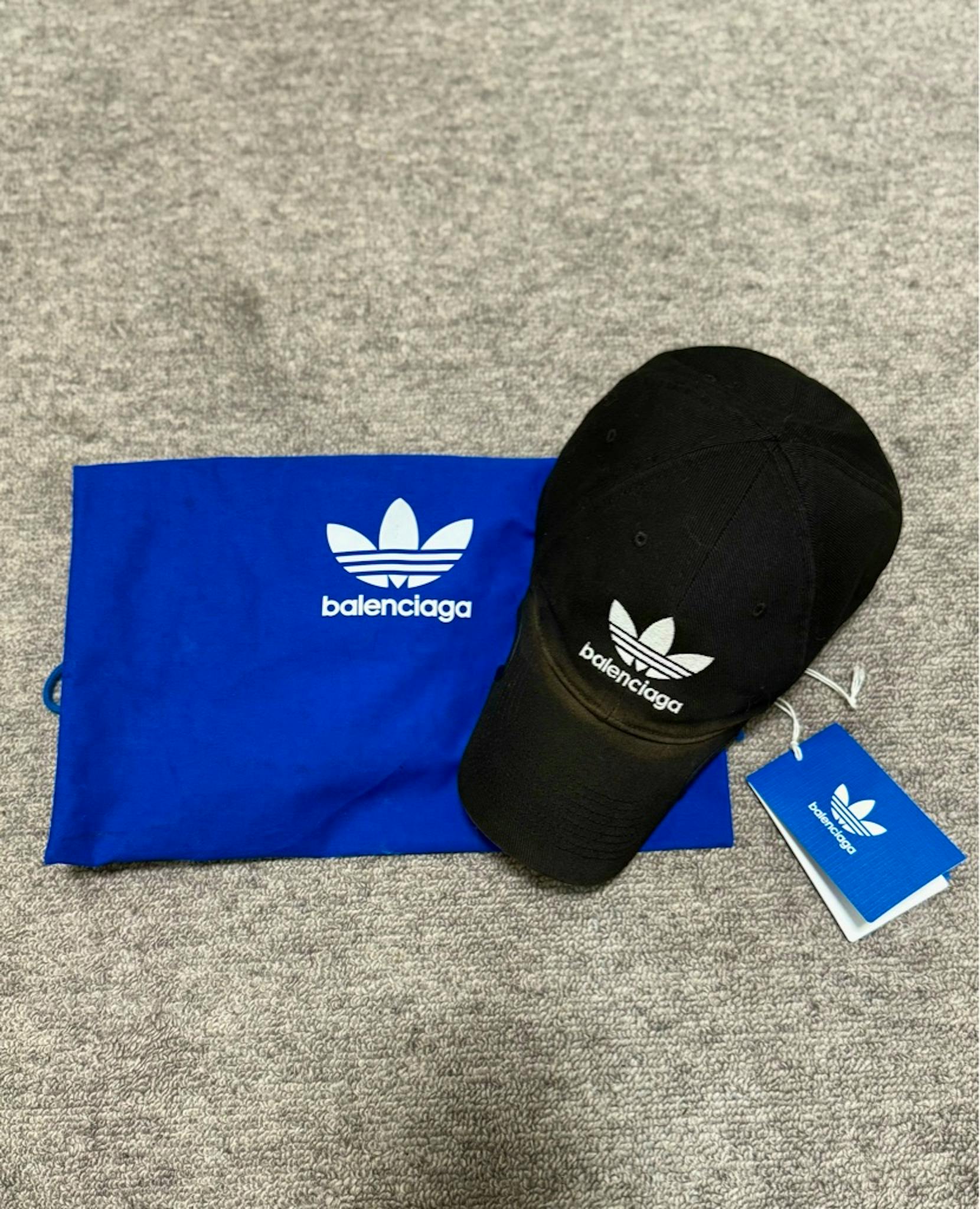 バレンシアガadidas キャップ BALENCIAGA ADIDAS L59 - ARCHIVESTOCK 