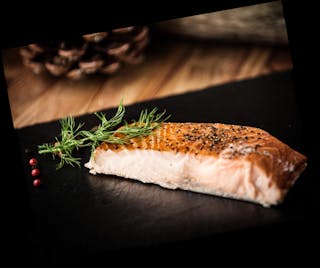 Tranches saumon fumé à froid Écosse • Fumaison Occitane