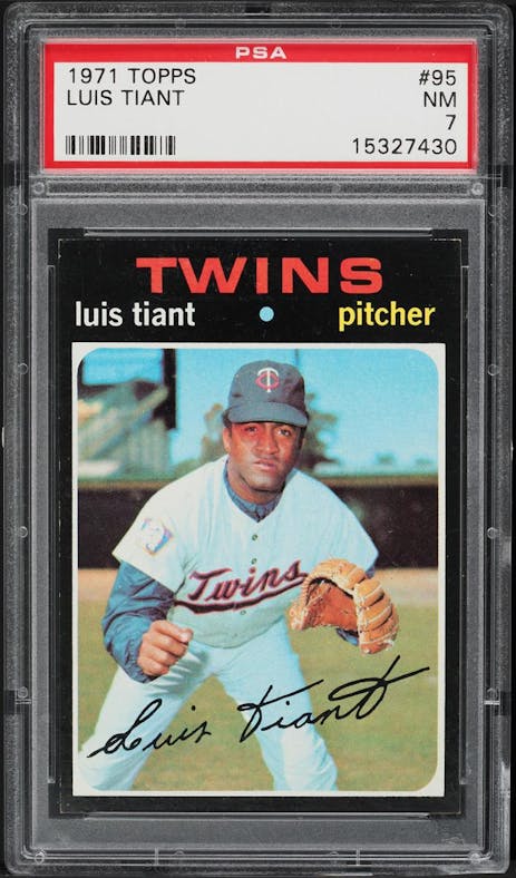 Autographed LUIS TIANT 1981 Topps Card