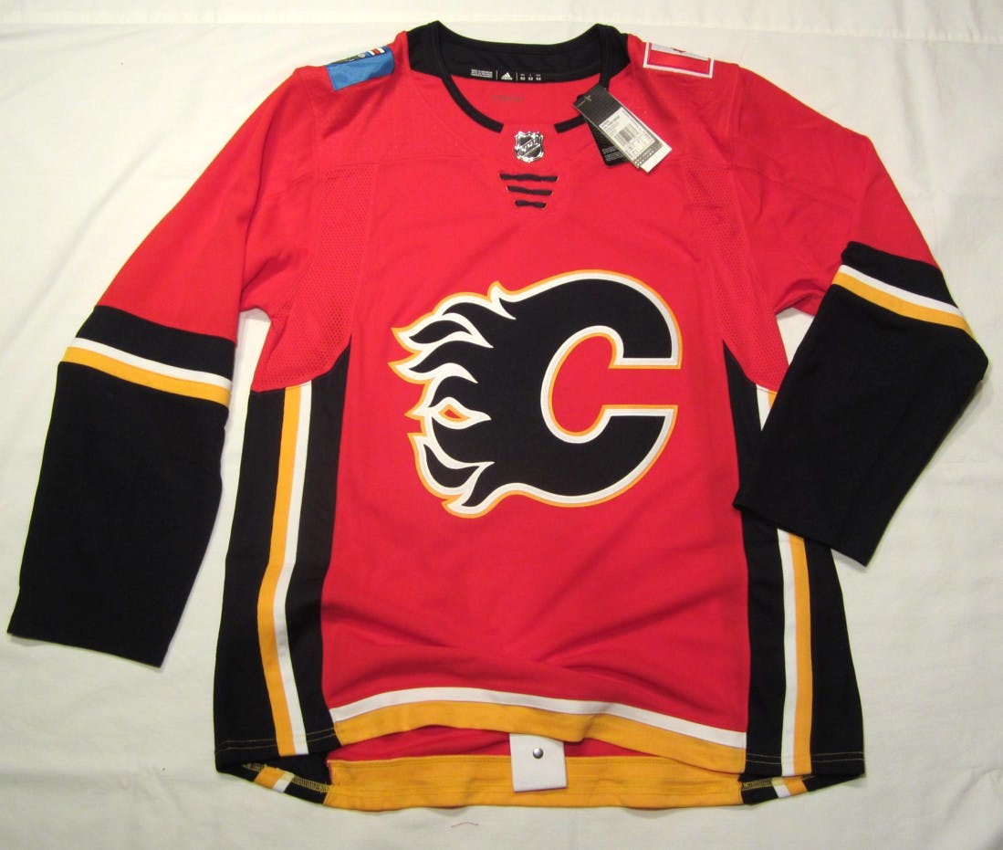 Vintage Calgary Flames Jersey Large L New With Tags Blasty White Canada NHL