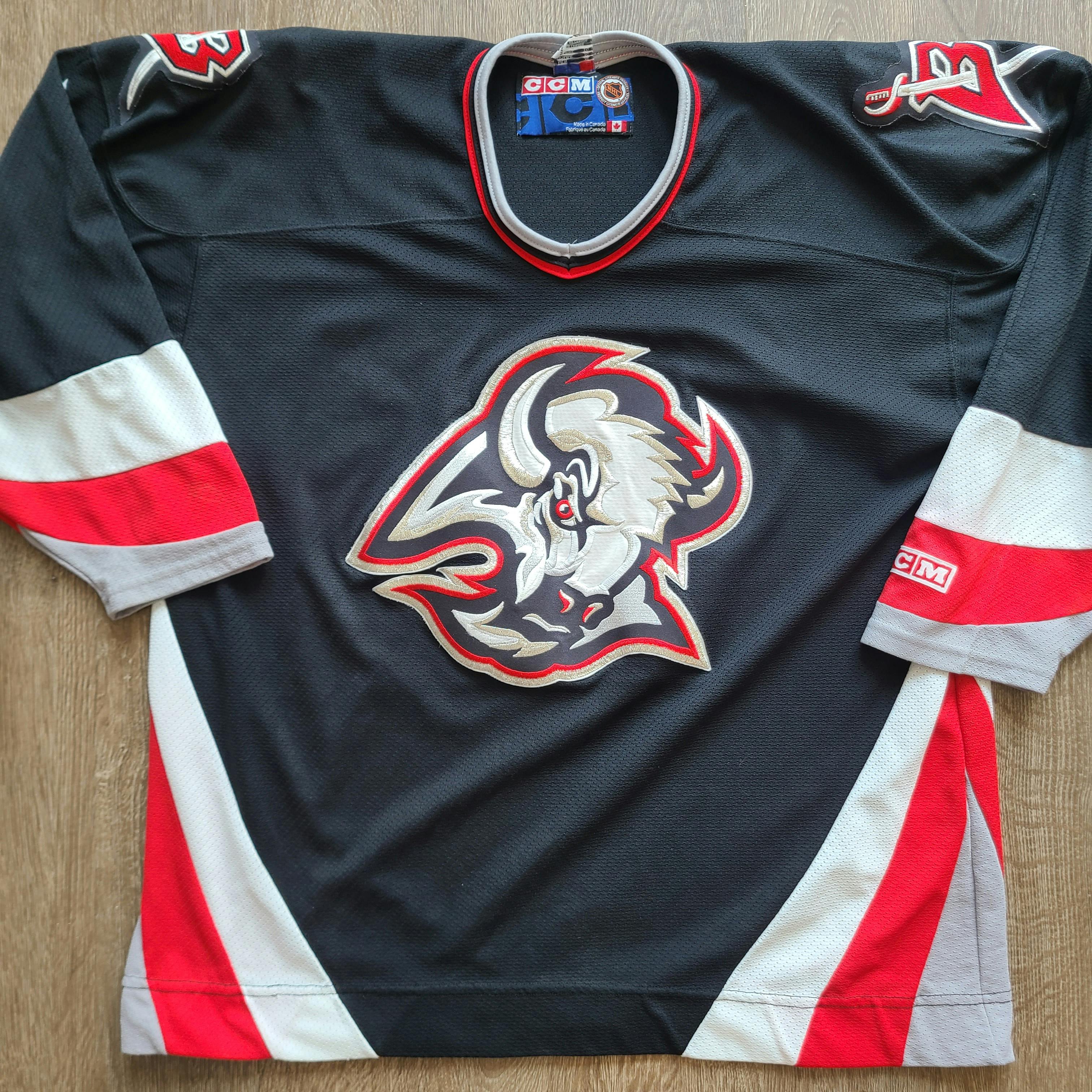 Dominik Hasek Buffalo Sabres Adidas Authentic Home NHL Vintage Hockey