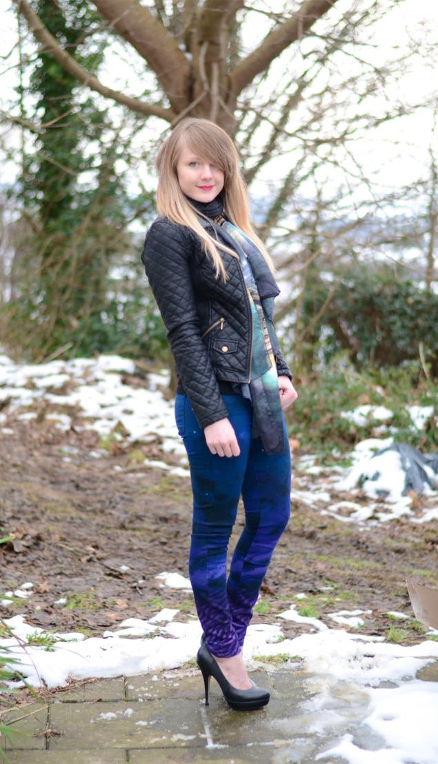 Lorna in Paige Verdugo Jeans Lorna in Paige Verdugo Jeans