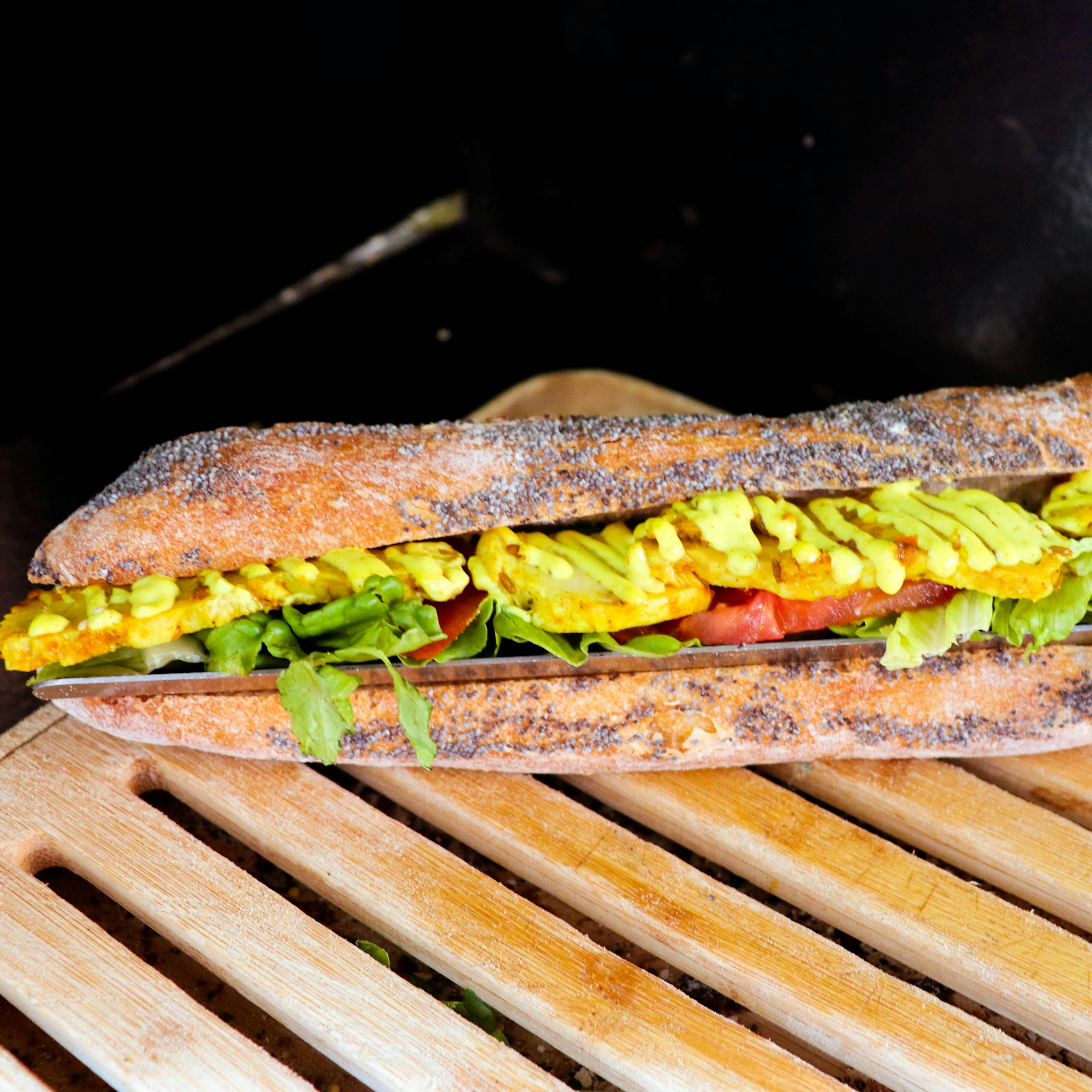 Livraison Sandwich Poulet Curry Pain Pavot A Toulouse