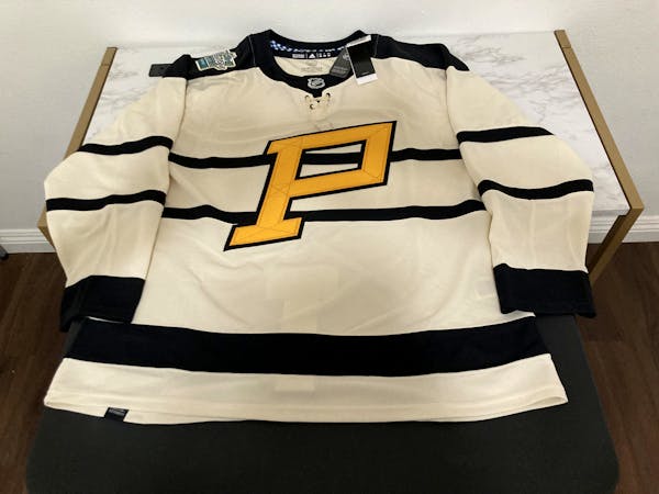 NWT Pittsburgh Penguins Reverse Retro 2.0 Blank Adidas Hockey Jersey Size  44