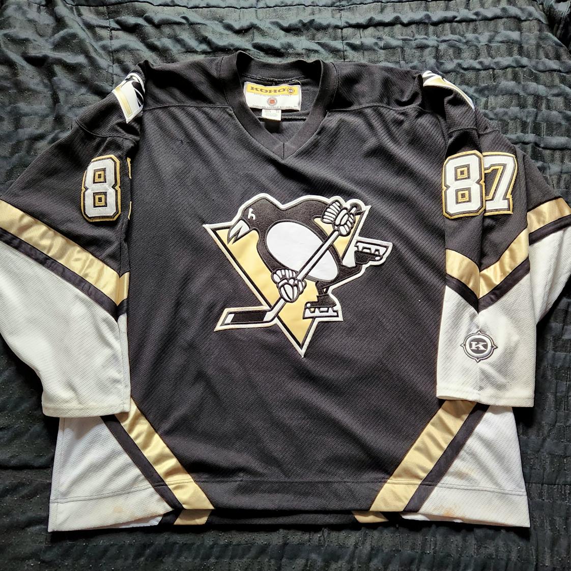 PITTSBURGH PENGUINS 2021 Season GOLD Game Worn Used / Issued