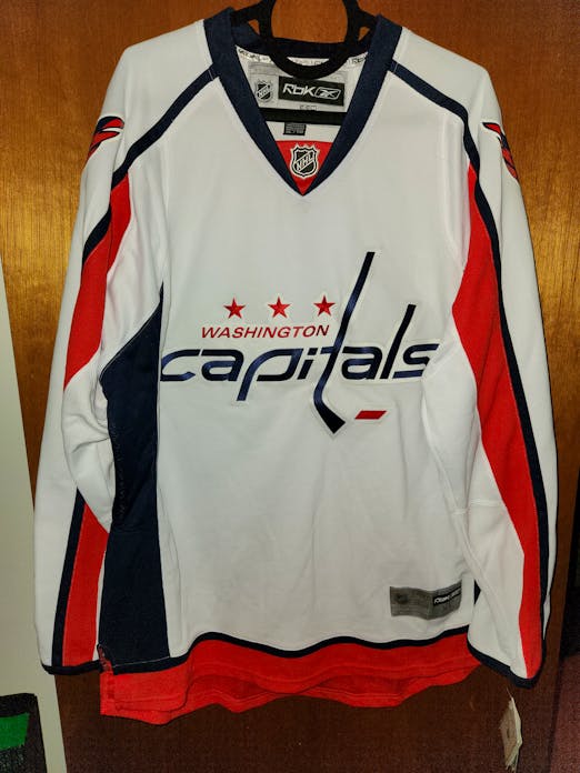 NEW* Alex Ovechkin Reverse Retro Washington Capitols NHL Jersey Size L 52