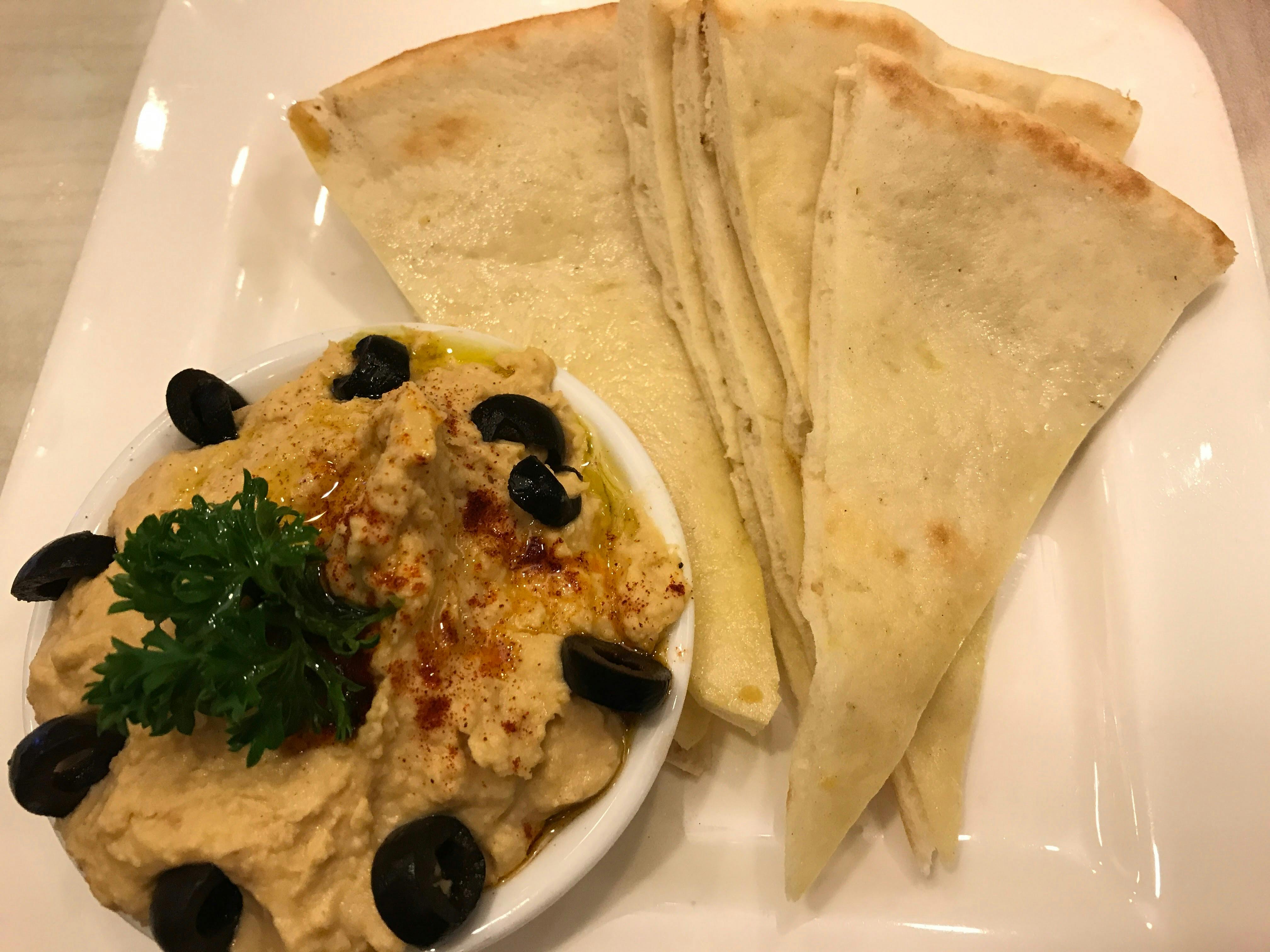 Hummus with Pita Bread - Your Veg Recipe