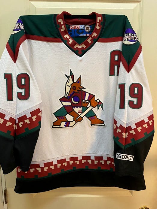 1999-00 PHOENIX COYOTES PRO PLAYER JERSEY (HOME) L
