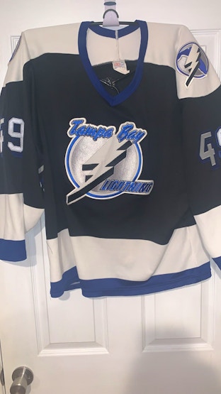 For Sale or Trade] Tampa Bay Lightning Adidas Retro Reverse 1.0