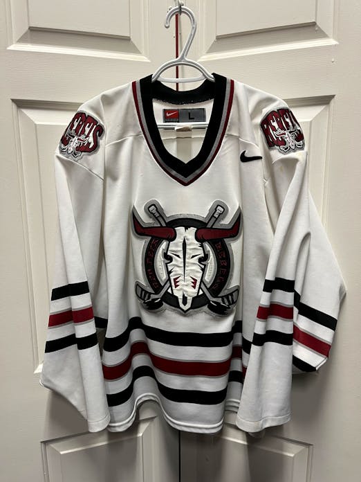 Regina Pats Old School Game Worn Jersey (White) – Hockey Jersey
