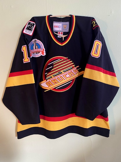 Calgary Flames sz 52 Large 2023 BLASTY alternate style ADIDAS NHL Hockey  Jersey