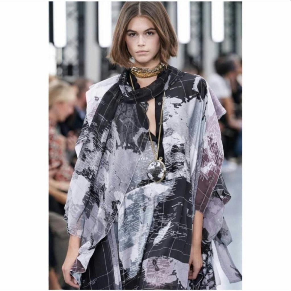 sacai map柄ブラウス　シャツ　マップ SACAI サカイ20ss ワールドマップWorld map ブラウス シャツ