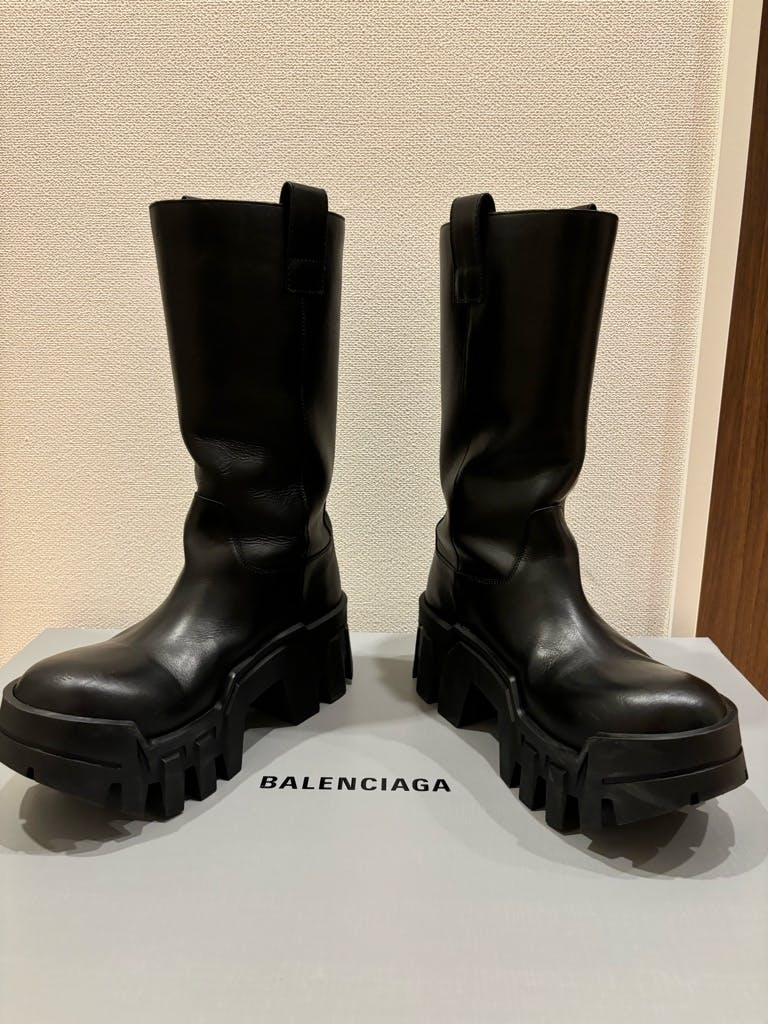 BALENCIAGA bulldozer boots 39 - ARCHIVESTOCK