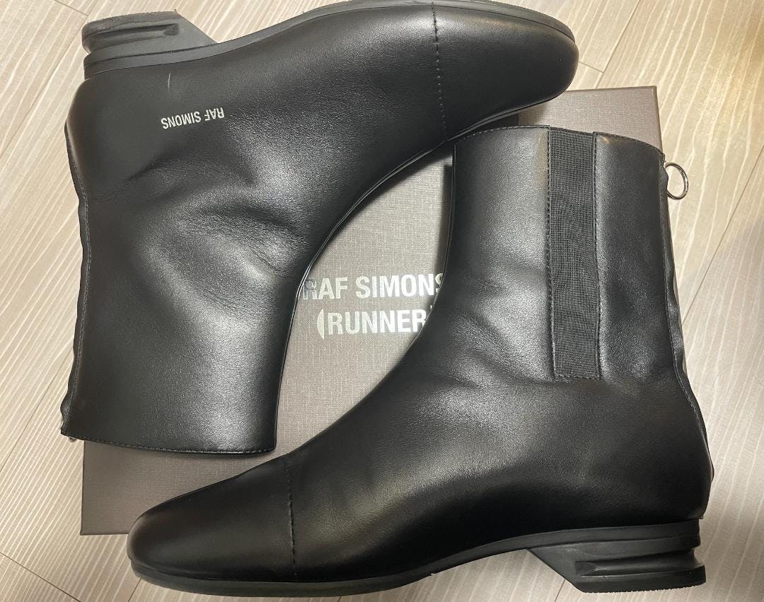 43 RAF SIMONS ノッチドヒール ファスナーレザーブーツ