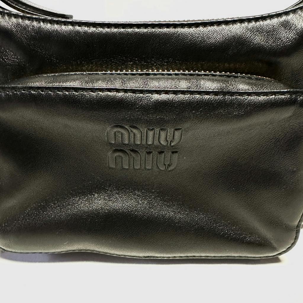 【極上美品】MIUMIU ミュウミュウ ナッパ クロケット レザー バッグ 極上美品】MIUMIU ミュウミュウ ナッパ クロケット レザー