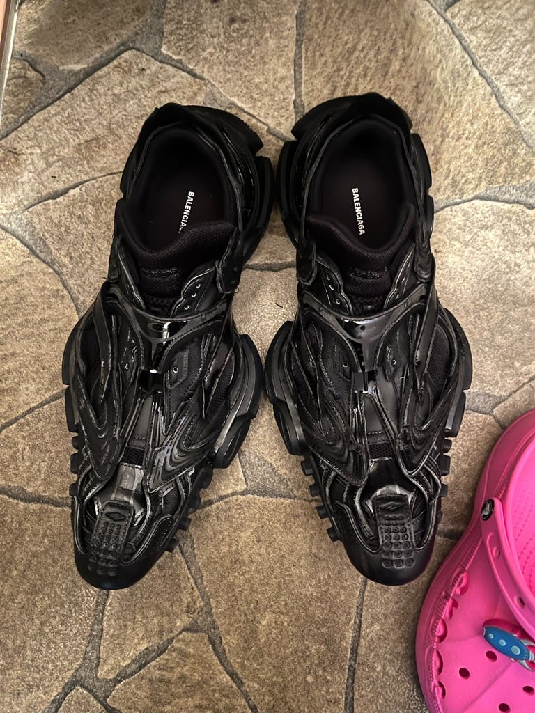 レプタイル balenciaga - ARCHIVESTOCK