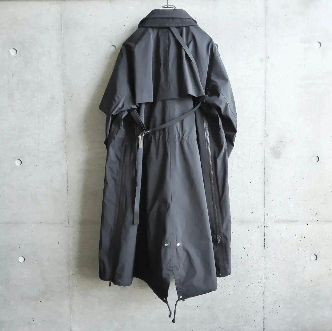 sacai acronym コート サカイ アクロニウム 3 sacai×アクロニウム - 3レイヤーの撥水ロングコートやジャケット