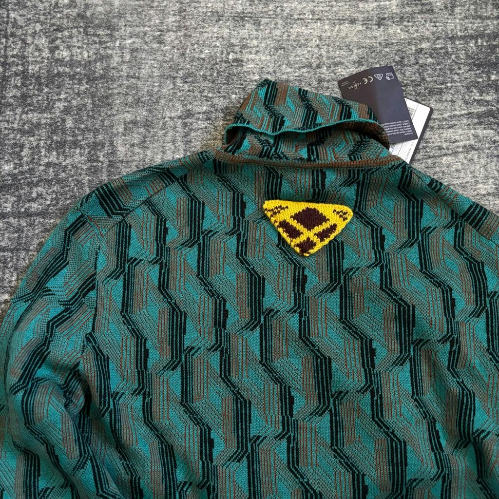 PRADA 21aw タートルネック ニット PRADA 21aw タートルネック ニット 新品 名作 - ARCHIVESTOCK