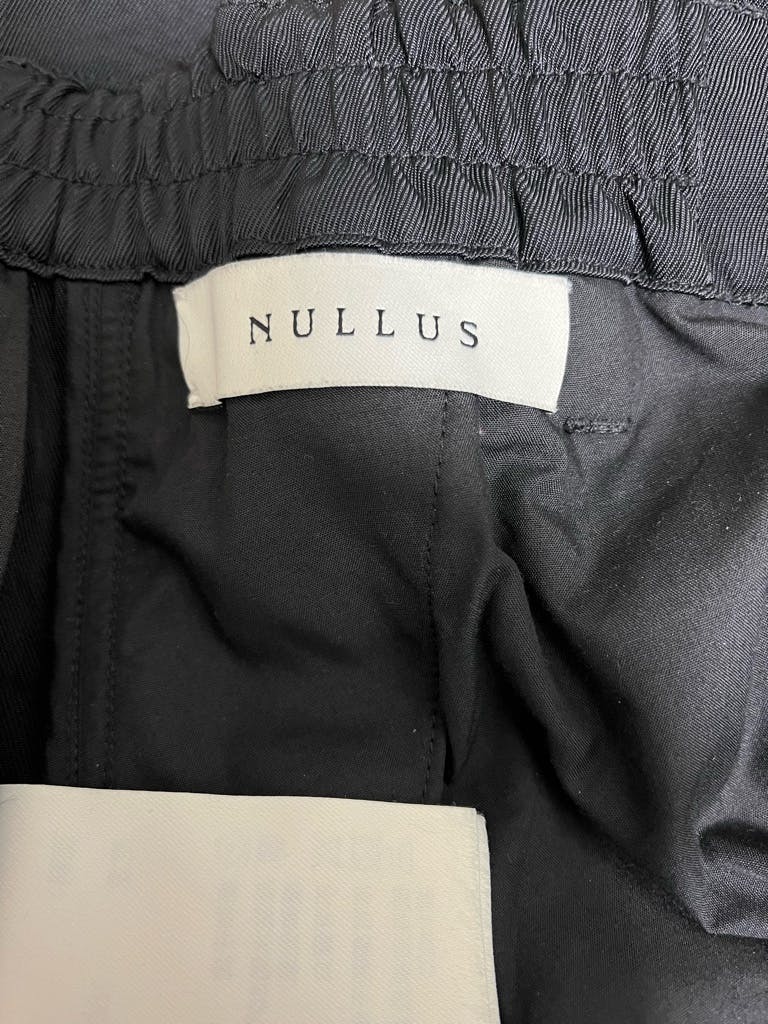 本日まで出品》NULLUS 8 Pocket Cargo Shorts - メルカリ