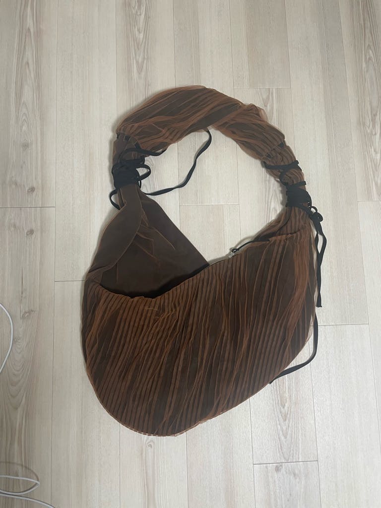 バッグ KIKO KOSTADINOV TULLE PLEATED BAG KIKO KOSTADINOV TULLE PLEATED BAG