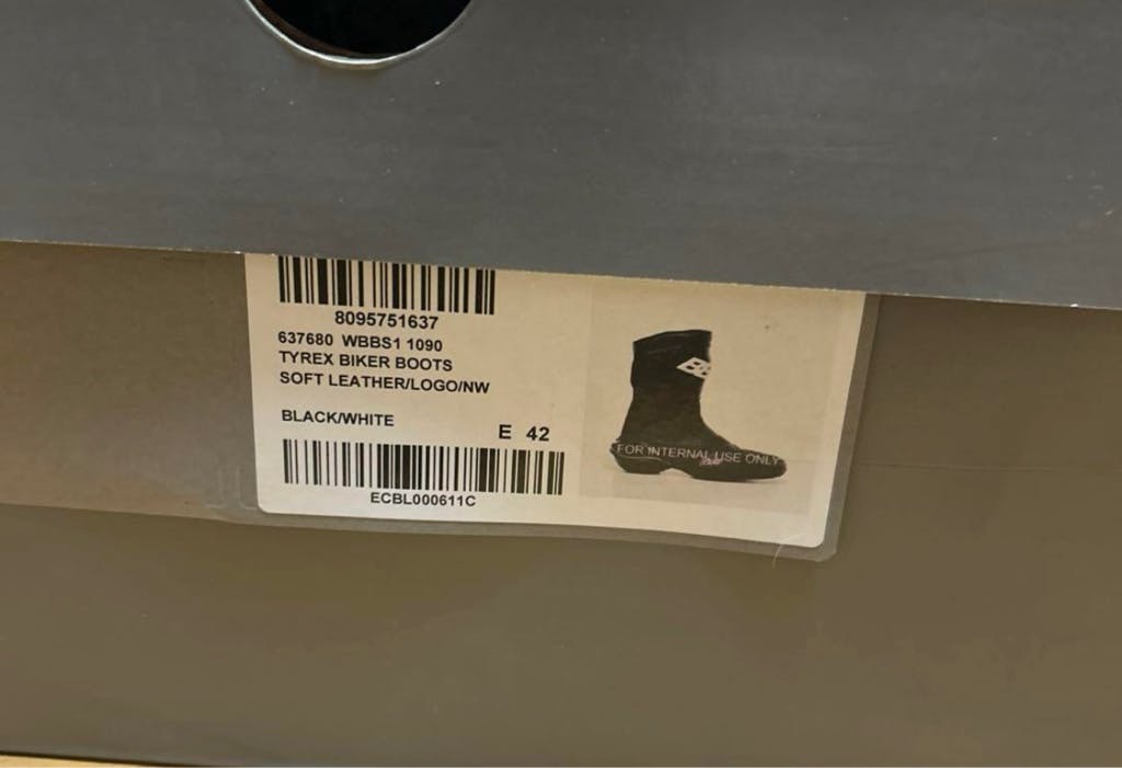 balenciaga tyrex biker boots 42 - ARCHIVESTOCK