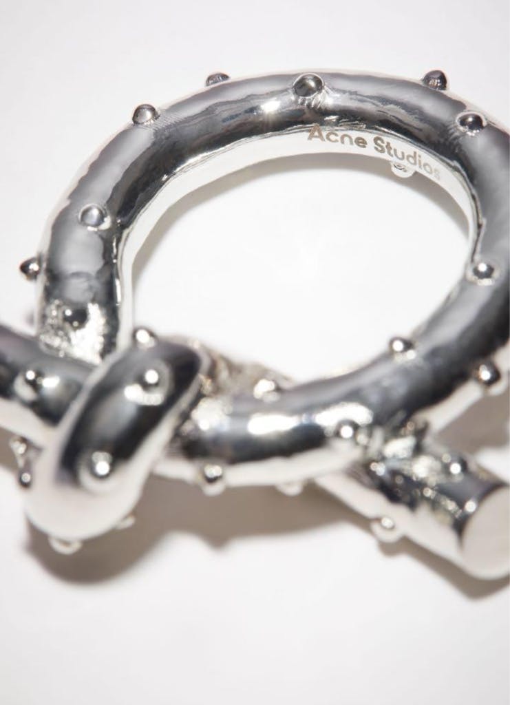 Acne Studios ノットデザイン シルバープラス リング Acne Studios ノットデザイン シルバープラス リング - ARCHIVESTOCK
