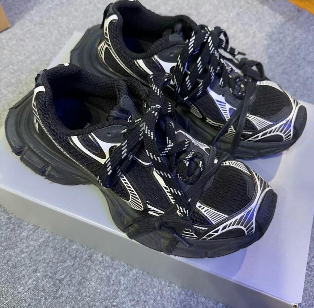 【即配達〇】BALENCIAGA 3xl 42 付属品全部〇 BALENCIAGA 3XL ブラック 42 付属品有 - ARCHIVESTOCK