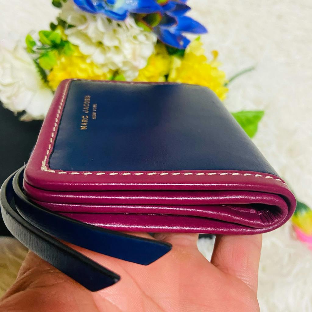 本革✨MARC JACOBS✨マークジェイコブス ✨財布✨イタリアン 本革✨MARC JACOBS✨マークジェイコブス ✨財布✨イタリアン