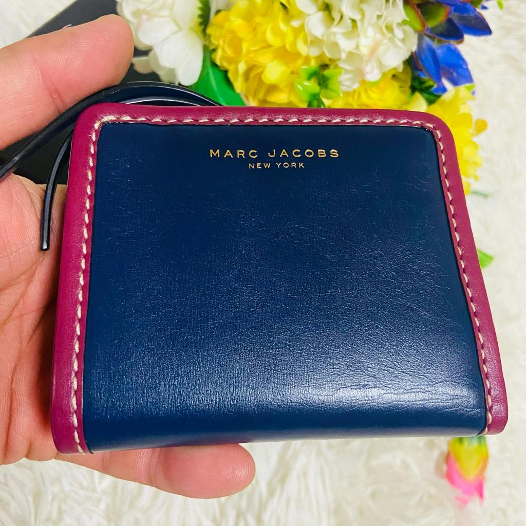 本革✨MARC JACOBS✨マークジェイコブス ✨財布✨イタリアン 本革✨MARC JACOBS✨マークジェイコブス ✨財布✨イタリアン