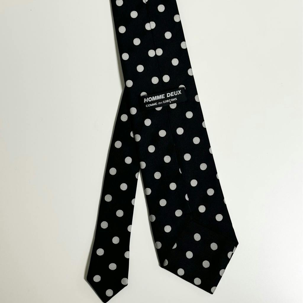 美品✨COMME des GARCONS HOMME DEUX ネクタイ　ドット COMME des GARCONS HOMME DEUX ドット ネクタイ - メルカリ