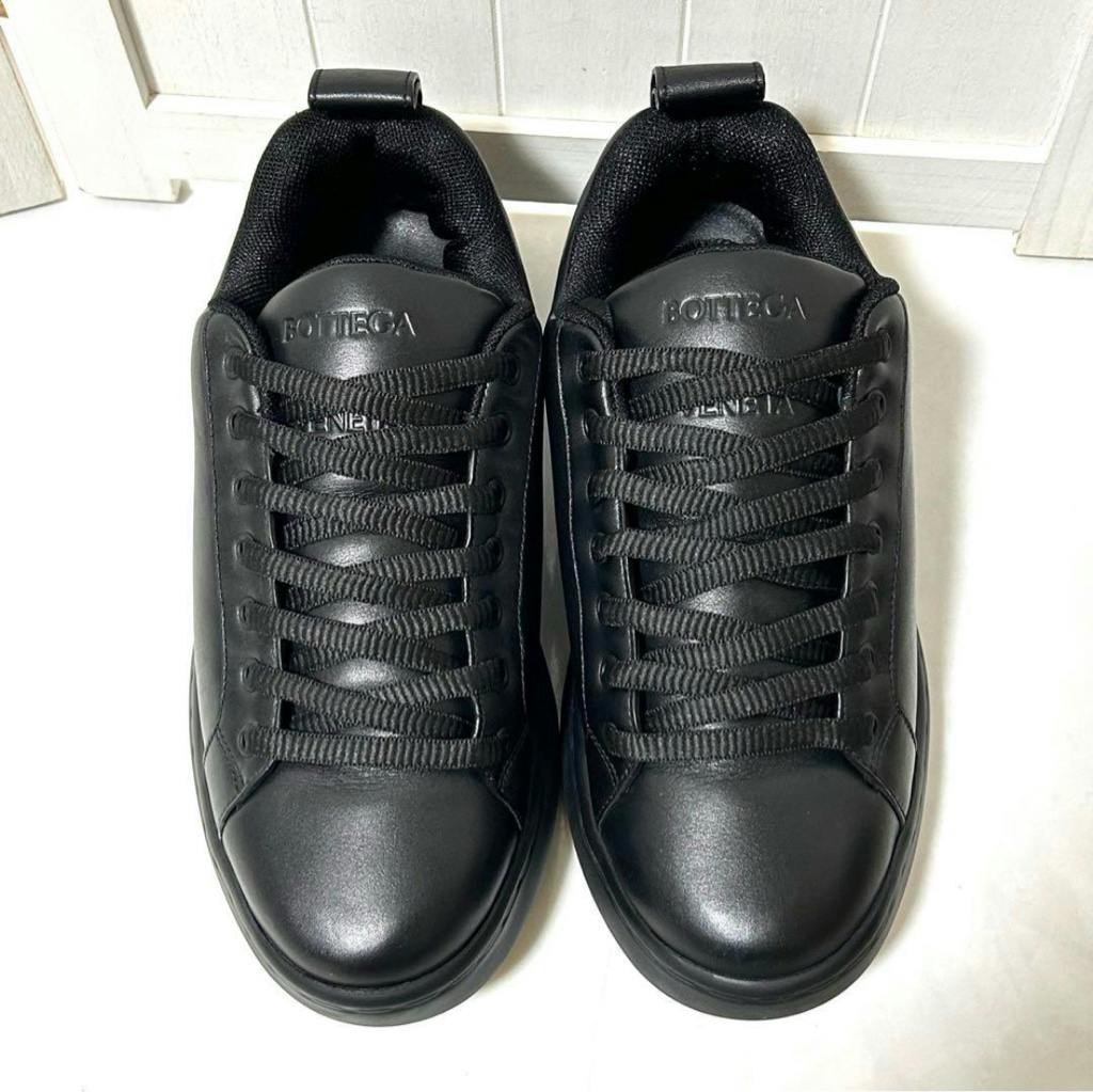 【訳あり】BOTTEGA VENETA　 レザー スニーカー 41 極美品 BOTTEGA VENETA ボッテガヴェネタ ピロースニーカー 41
