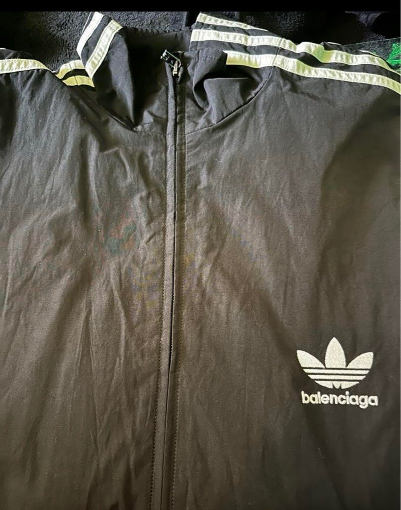 極美品 BALENCIAGA × adidas フード シャツ ジャケット L 極美品 BALENCIAGA × adidas フード シャツ ジャケット L