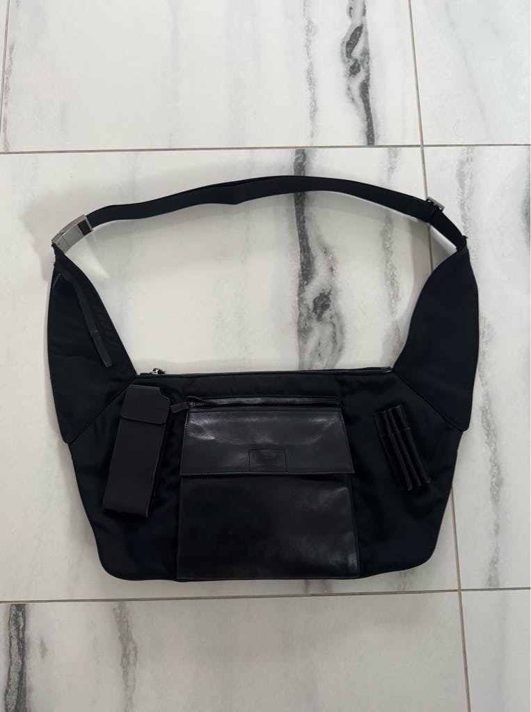 GUCCI 2000s トムフォード期 ショルダーバッグarchive GUCCI 2000s トムフォード期 ショルダーバッグarchive