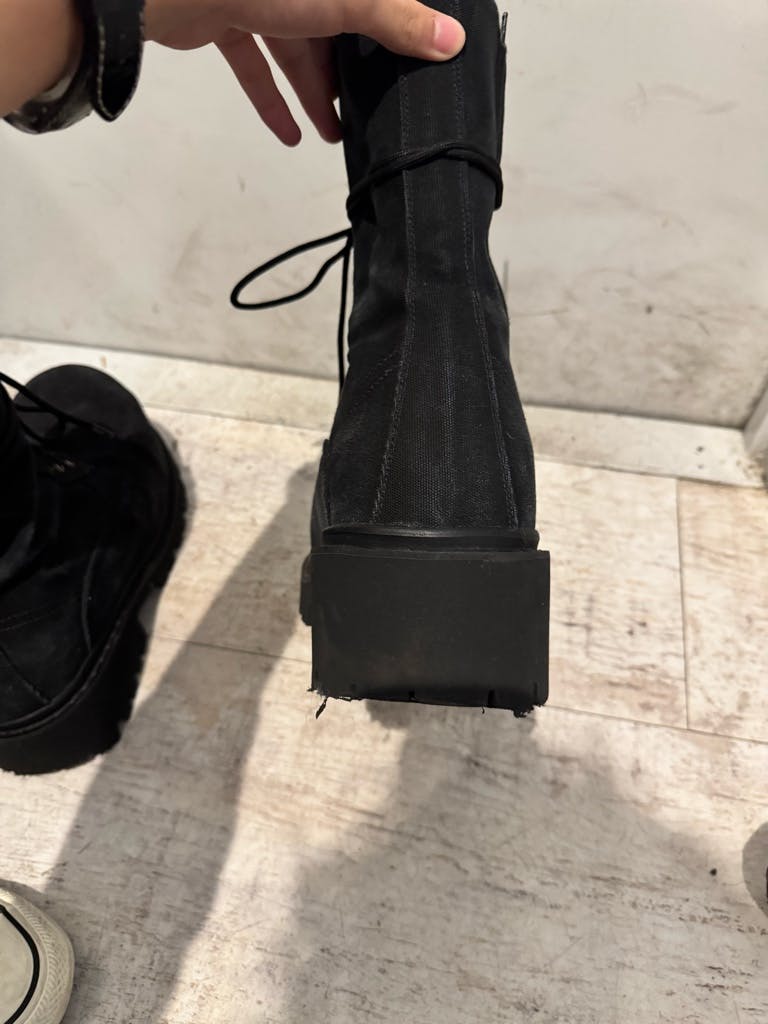 靴 BALENCIAGA STOMPER BOOTIE canvas 41 BALENCIAGA STOMPER BOOTIE canvas 41 - ARCHIVESTOCK