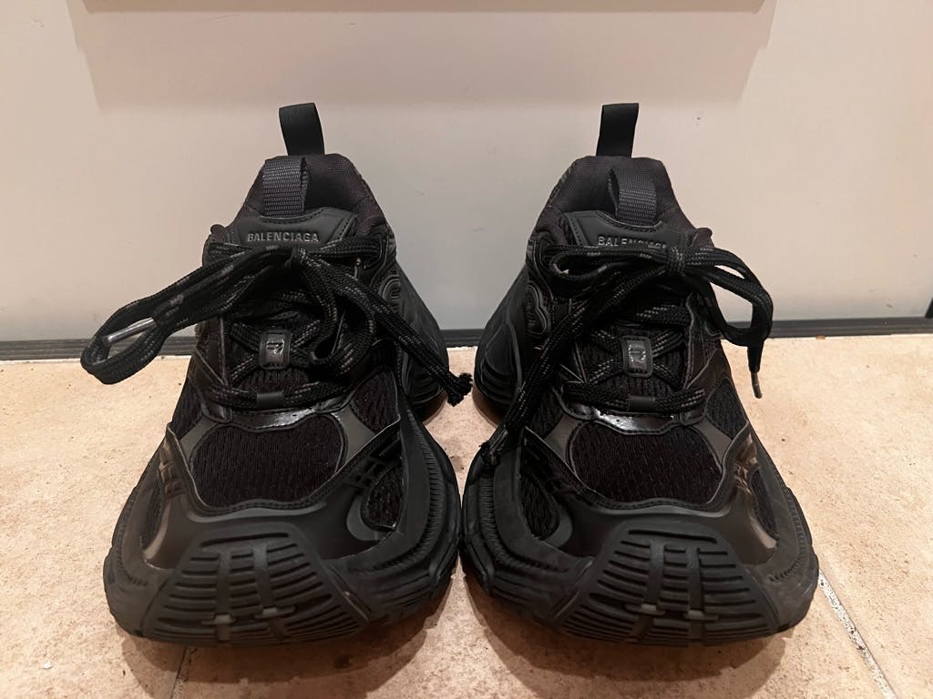 balenciaga 10XL 39 black - ARCHIVESTOCK
