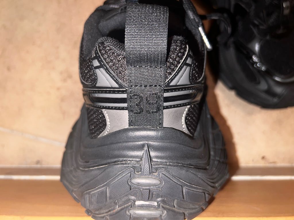 balenciaga 10XL 39 black - ARCHIVESTOCK