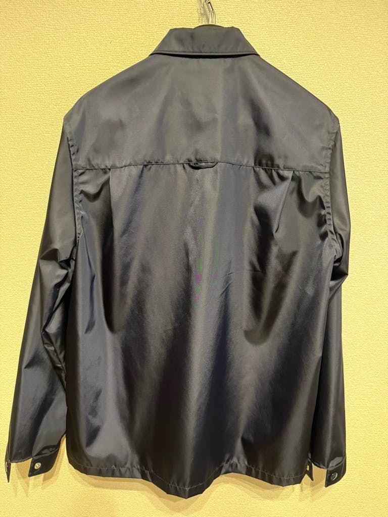 【極美品】PRADA 三角ロゴ ナイロンシャツ ジャケット Re-Nylon S 極美品】PRADA 三角ロゴ ナイロンシャツ ジャケット Re-Nylon S