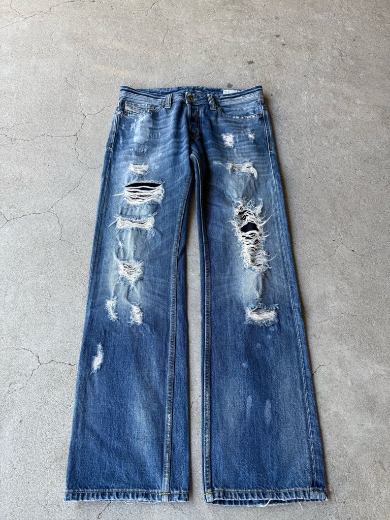 超希少DIESEL ライトブルー ダメージ加工 ストレートジーンズ Y2K 古着 DIESEL ARCHIVE Y2K DESTROY DAMAGE STRAIGHT JEANS - ARCHIVESTOCK