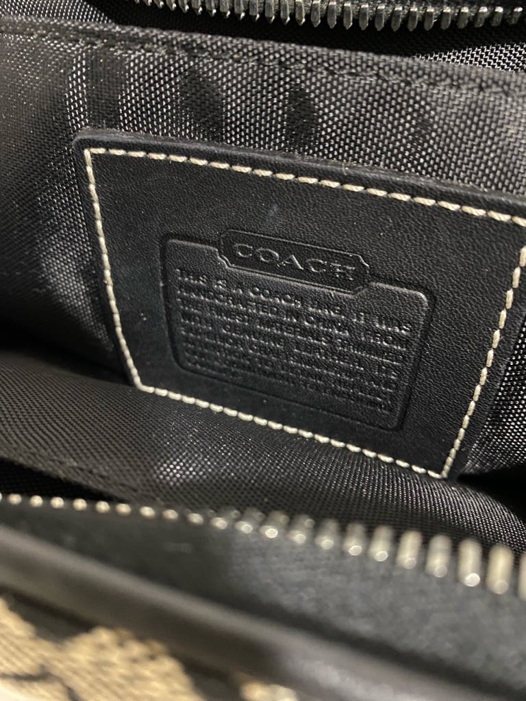 コーチ　ハンドバック シグネチャーエンボスレザー ★お値下げ致しました COACH コーチ ショルダーバッグ レディース シグネチャー 2way