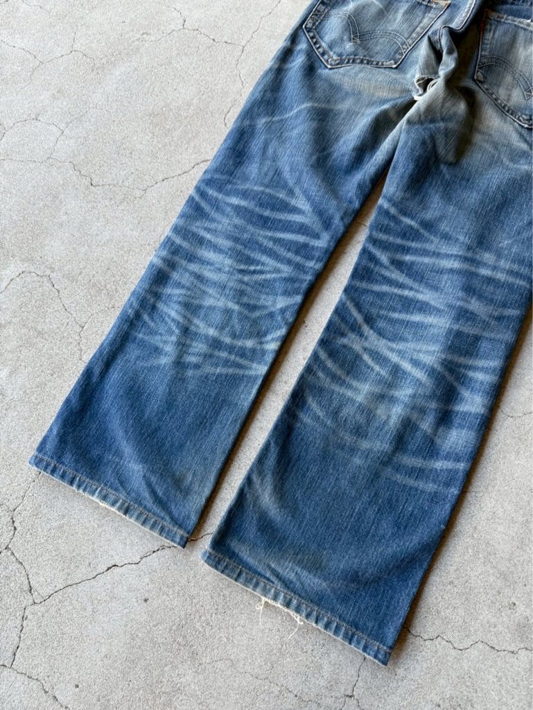 Levi's 502 Vintage Grunge Damage Straight Jeans - ARCHIVESTOCK