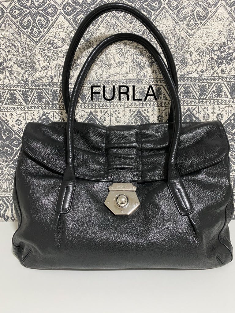 美品】FURLA フルラ レザー トートバッグ ショルダー 肩掛け