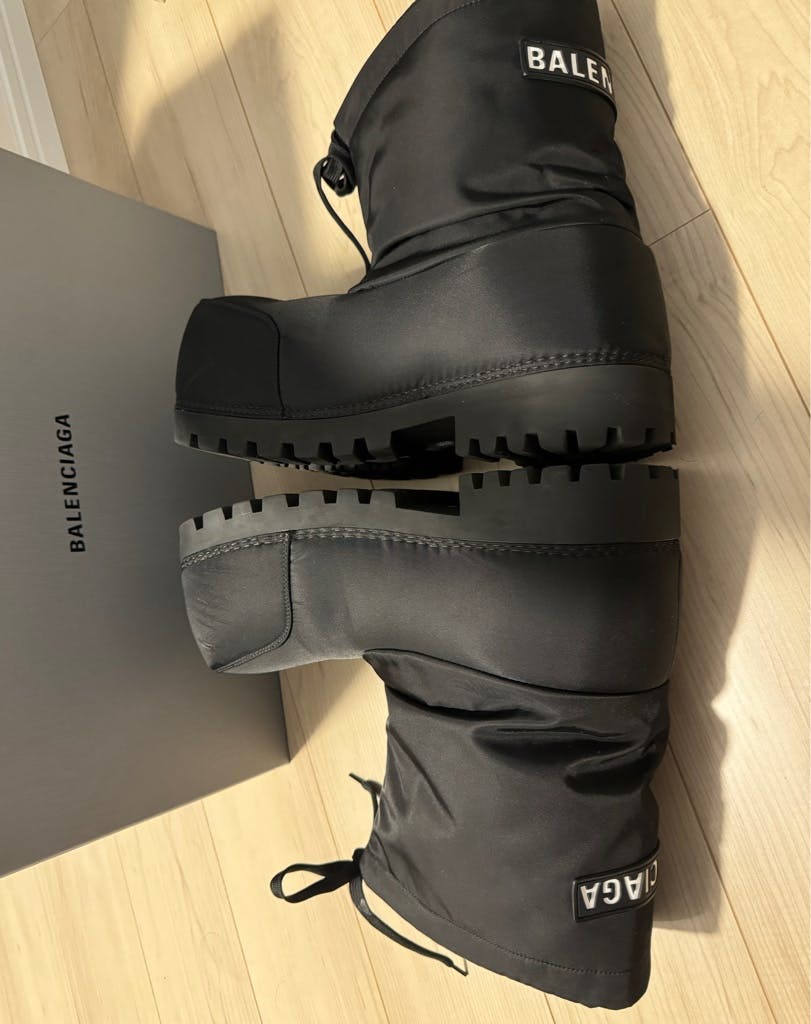 BALENCIAGA Alaska boots 41-42 アラスカブーツ